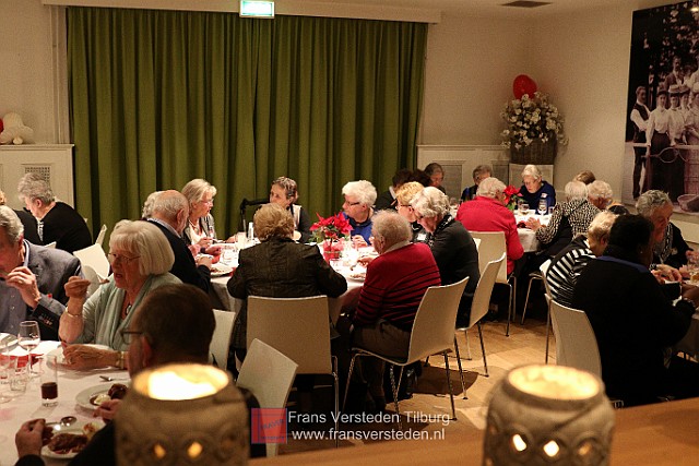 20151220 eetmetjehart kerstdiner2015 frans versteden fotografie tilburginbeeld FRVE9851.jpg
